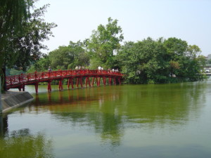 Red Bridge (way to Ngoc Son Temple)